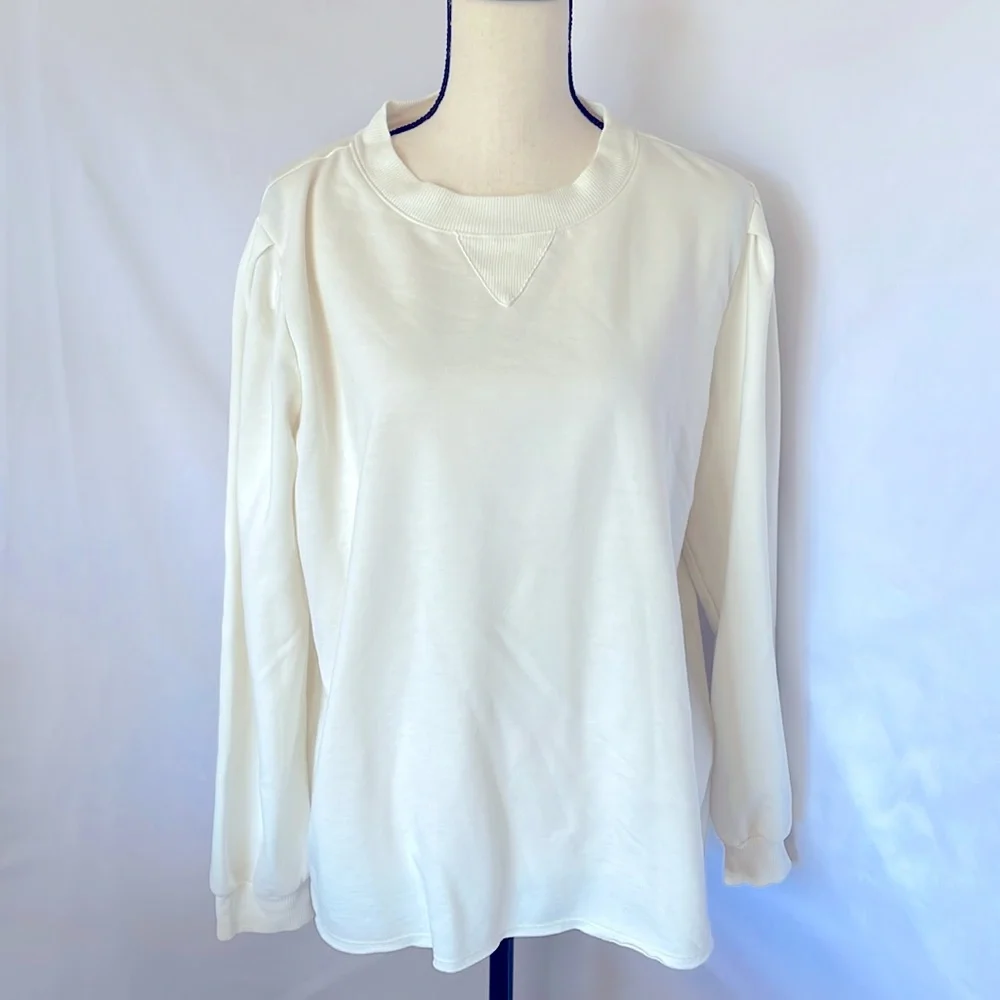 Mododoc Los Angles cream sweatshirt size‎ large pleated shoulders